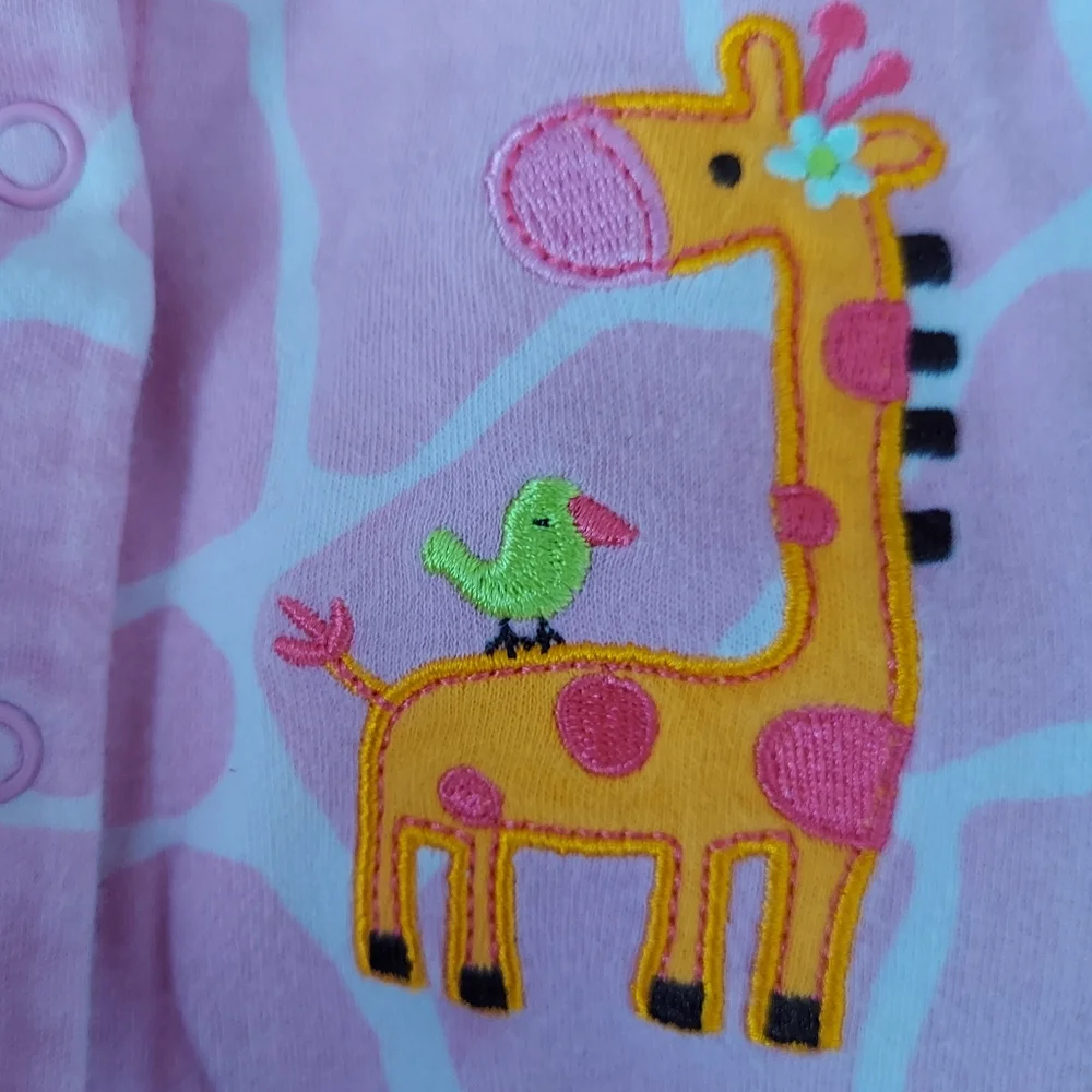 🎁 10/$25  Giraffe newborn sleeper,  pink and orange,  Carter's brand